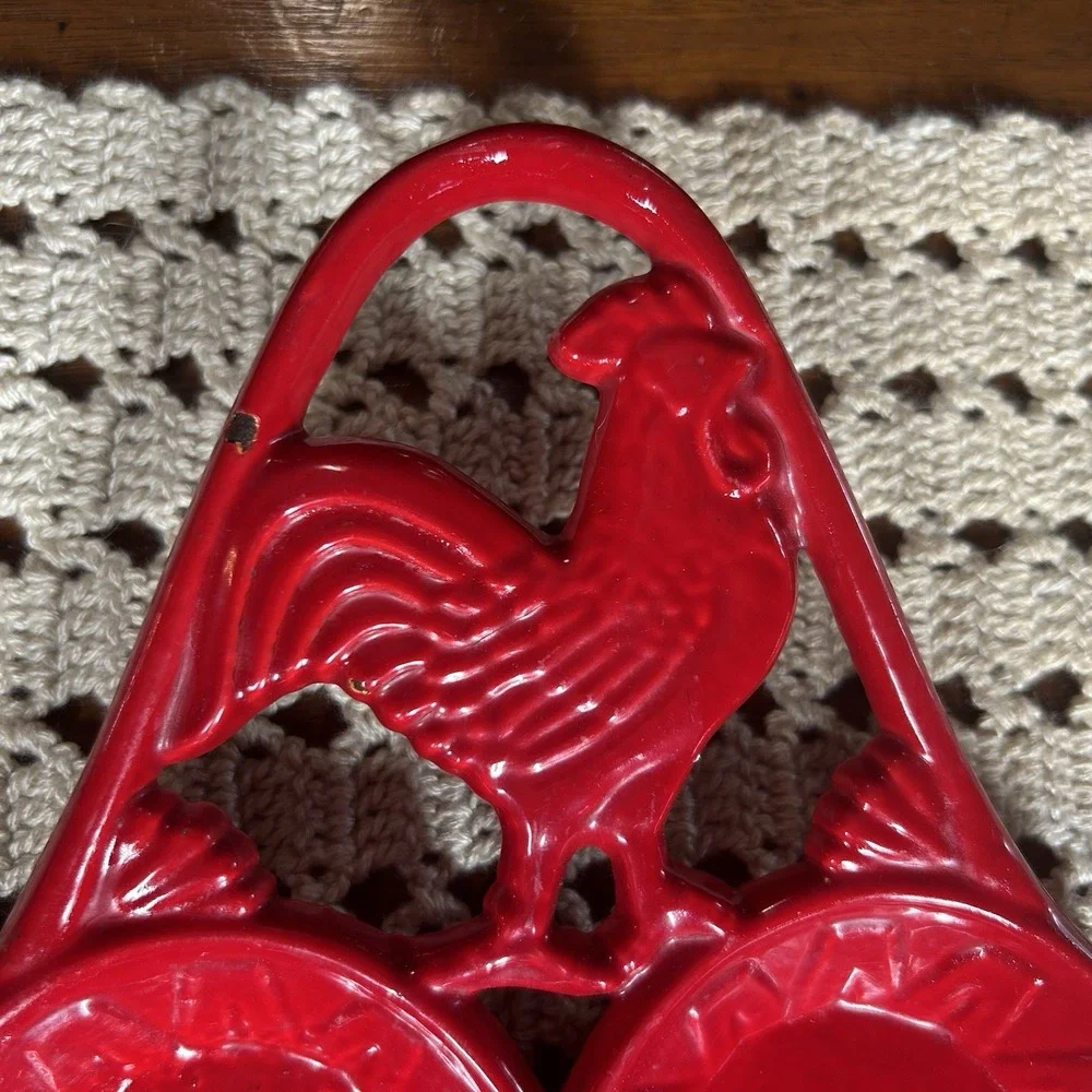 ODI Double Spoon Rest Cast Iron Enamel RED Rooster Country Farmhouse Retro